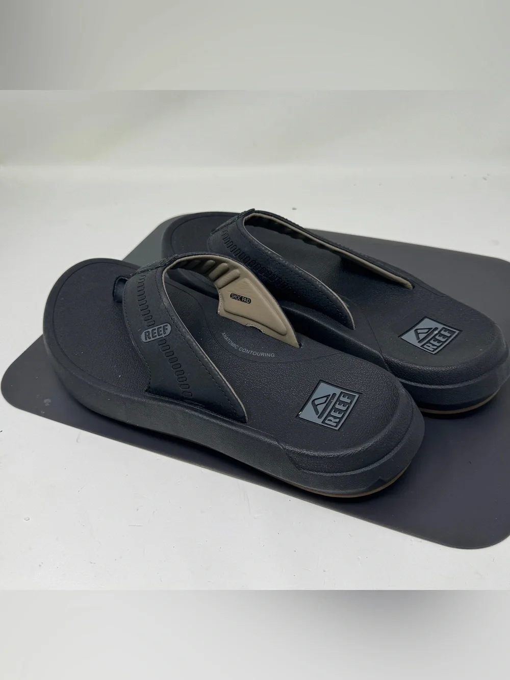 Reef Cruiser Men’s Flip Flops/Sandals Black Size 11 excellent never used